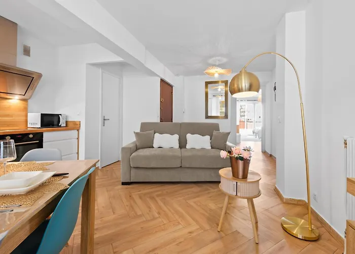 Coeur De - A 300m Des Plages - Parking - Fn Apartment Antibes