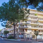 Coeur De - A 300m Des Plages - Parking - Fn Apartment Antibes
